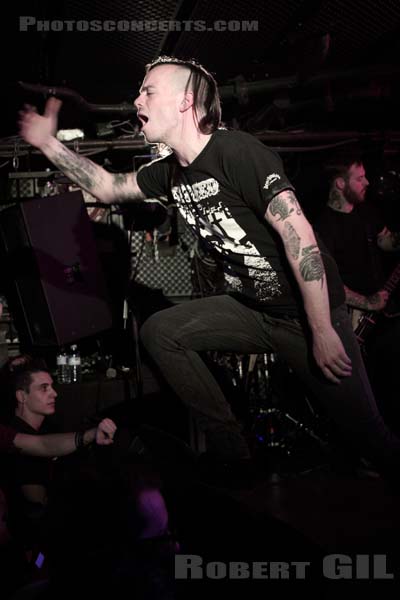 CANCER BATS - 2010-04-18 - PARIS - Batofar - 